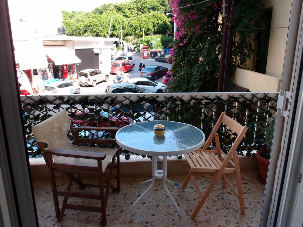 Apartment In The Heart Of Heraklion Екстериор снимка